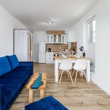 Green Square Apartment With Balcony Swinoujscie By Noclegi Renters Екстериор снимка