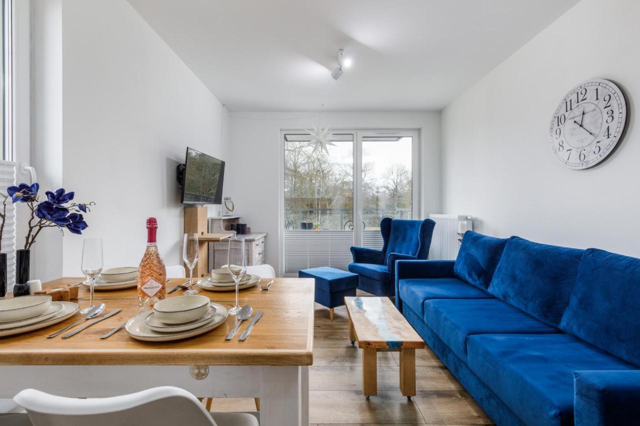 Green Square Apartment With Balcony Swinoujscie By Noclegi Renters Екстериор снимка