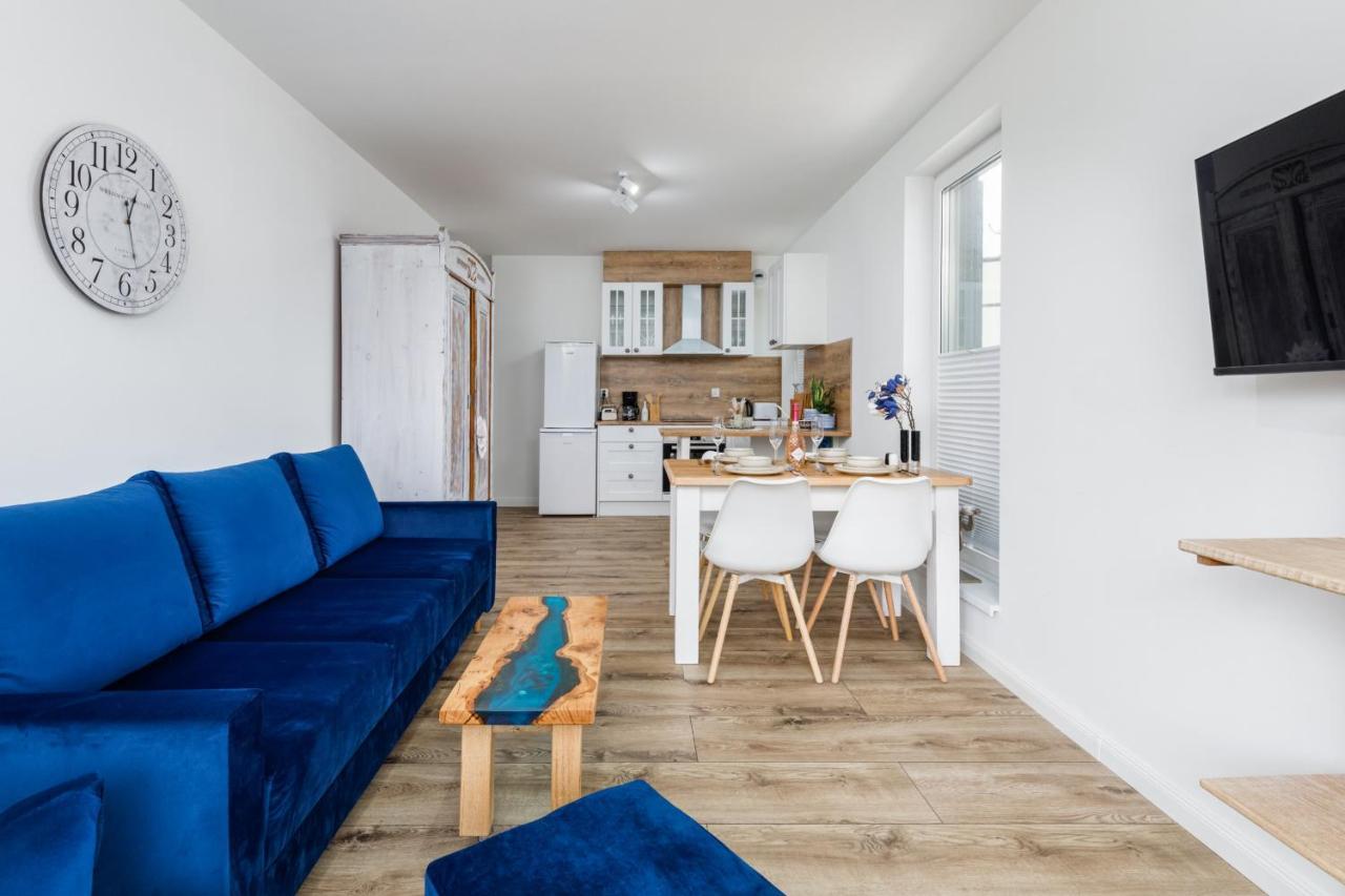 Green Square Apartment With Balcony Swinoujscie By Noclegi Renters Екстериор снимка