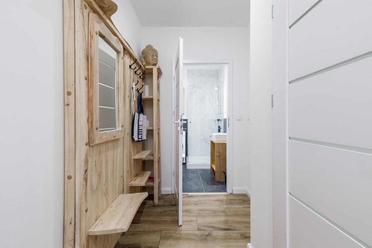 Green Square Apartment With Balcony Swinoujscie By Noclegi Renters Екстериор снимка