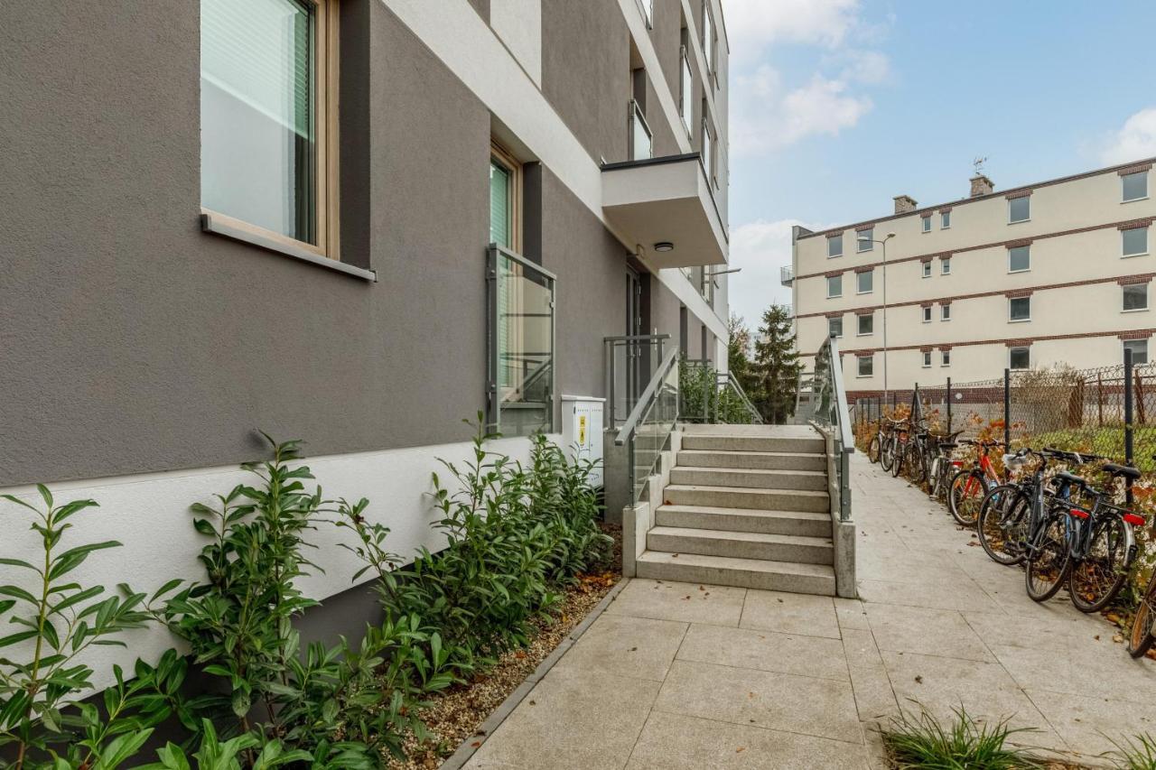 Green Square Apartment With Balcony Swinoujscie By Noclegi Renters Екстериор снимка