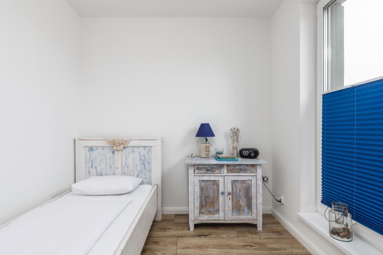 Green Square Apartment With Balcony Swinoujscie By Noclegi Renters Екстериор снимка